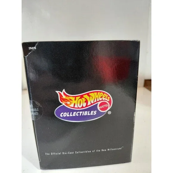 NIB Hot Wheels Collectibles 1:18 Die Cast Customized Volkswagen (VW) Drag Bus - Picture 9 of 11